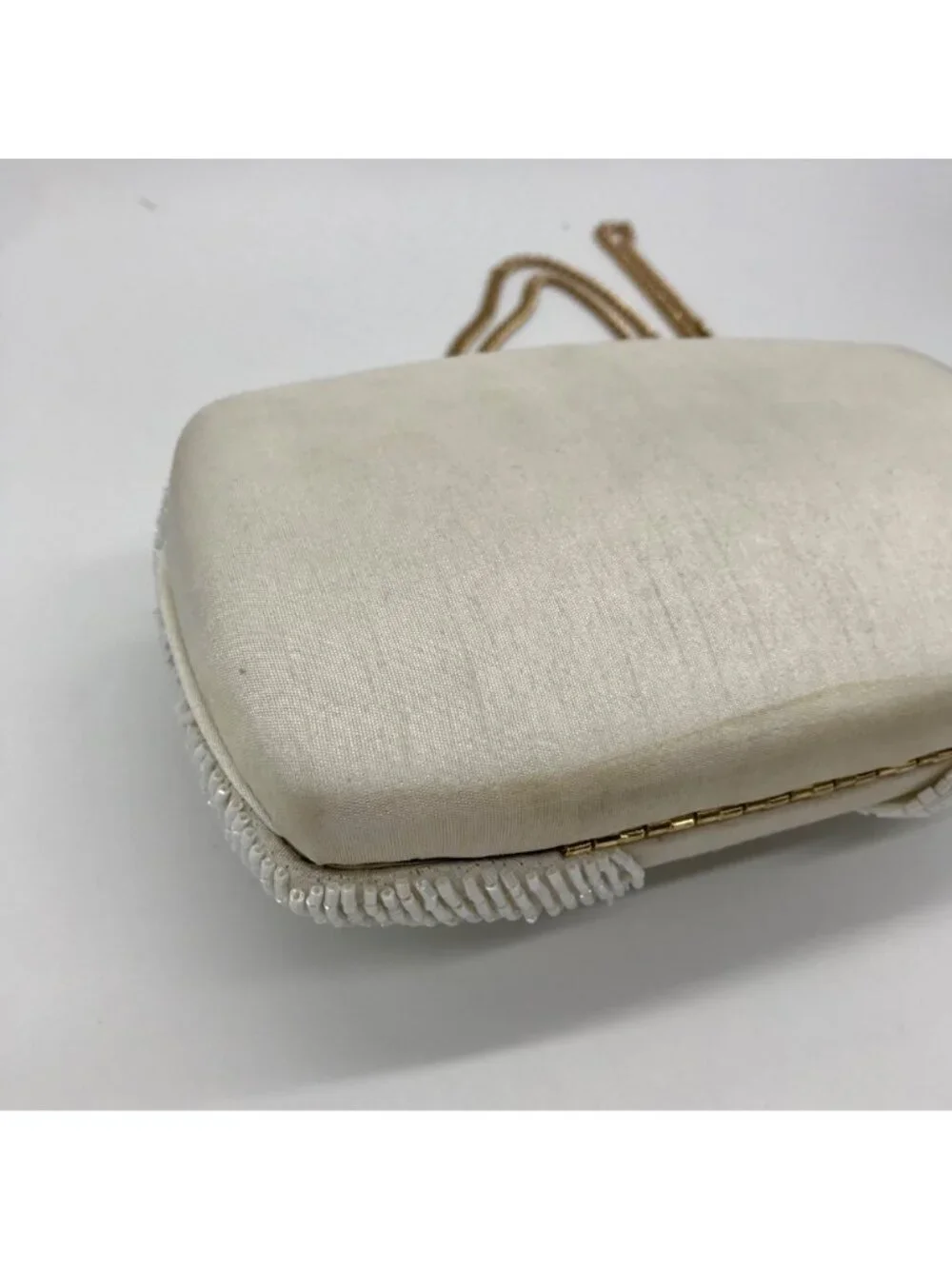MMS Brands White Beaded Bow Clutch Bag